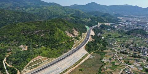 甬台温铁路什么时候建成